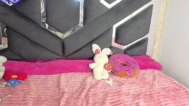 Živý XXX chat la_bommbastic