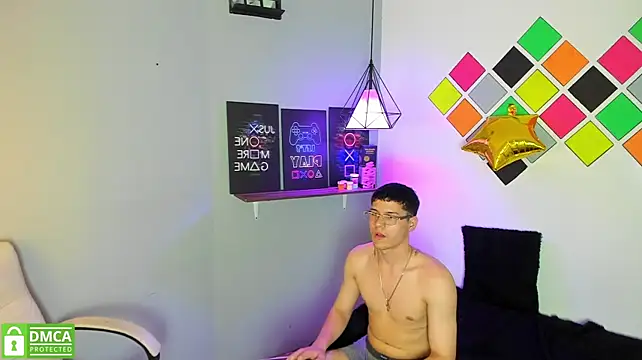 luca_white Live XXX-chat