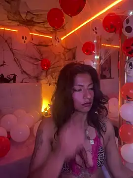 Chatroom XXX en direct de SamathaMay
