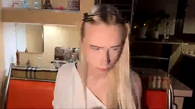 Blondilis Live XXX-Chat