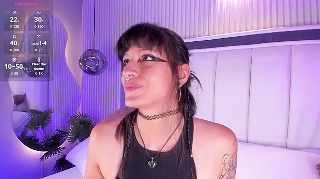 Chatroom XXX en direct de ViolettaColinss