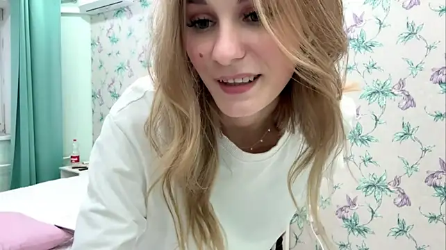 LianaLuecke - spin for you and see ma ass