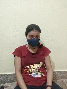 Arzoo_Angel_12th Adlı Modelin Canlı XXX Sohbeti