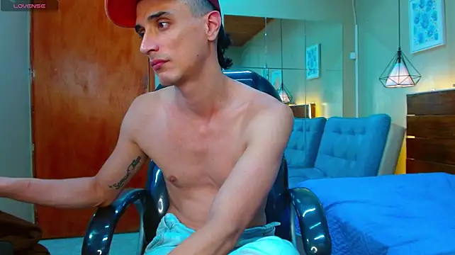 FelipeFriendly Chat XXX live