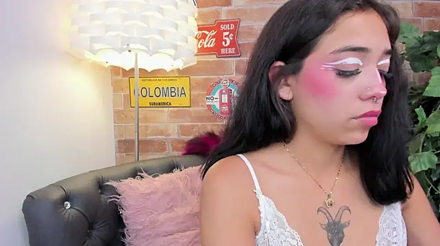 Foxy_hannah - fuck my ass