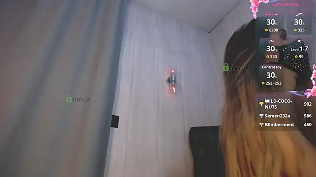 Chat XXX ao vivo de Midnight-Cat