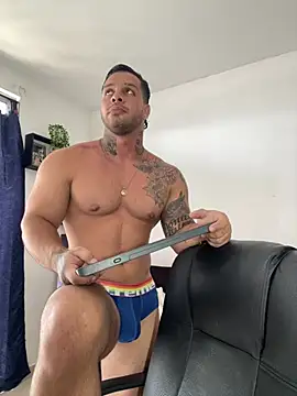 Chatroom XXX en direct de MarckMathews