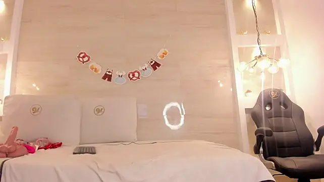 XXX chat uživo modela chloe_murray