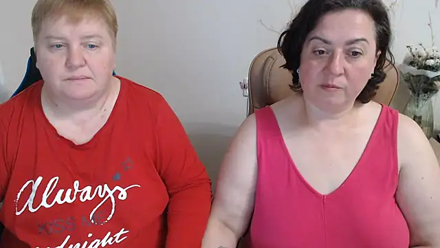 XXX chat uživo modela Lindy-Jeanie