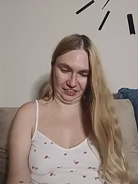 KisaVixen's Live XXX Chat