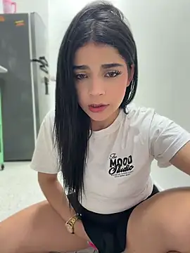 ArieliciousXXX - RIDE ON DILDO🥰IN PUBLIC BATHROOM 🥰