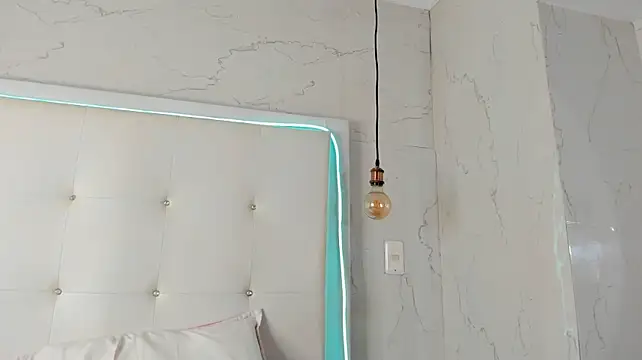 Heidy_milf - dildo in pussy