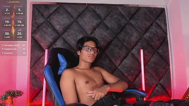 LiamKron Pertunjukan Webcam