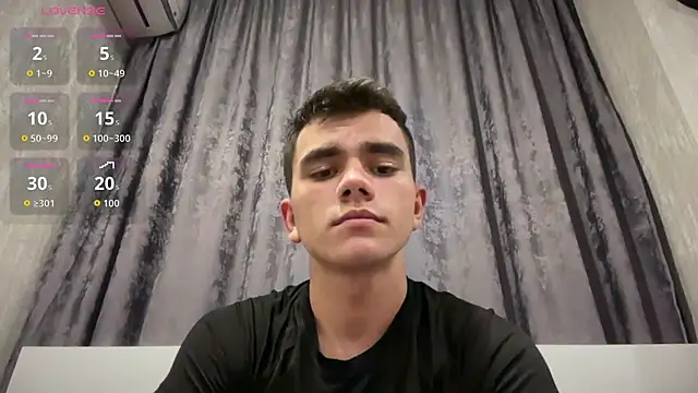 Just_Max02 Live XXX-Chat
