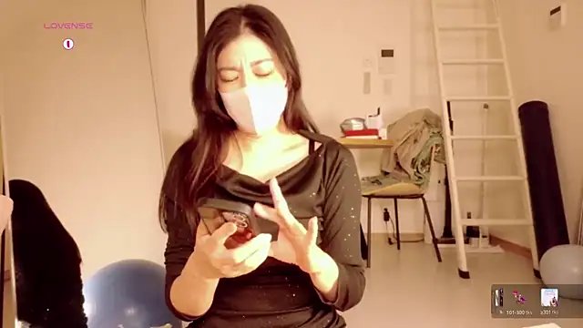 Živý XXX chat Rin-A-Rise