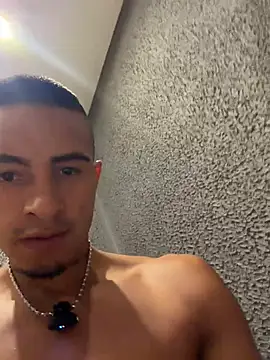 Chat XXX Live willclayy