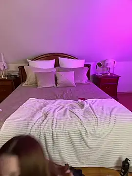 XXX chat uživo modela CherryMew_