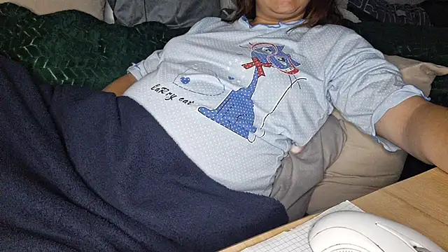 دردشة Cyndee_Winter الجنسية المباشرة