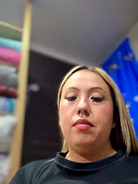 Chat XXX en directo de VIOLETA-25_
