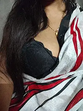 ratri893 Chat XXX live