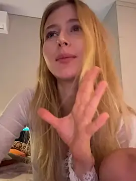 LunaRase's Live XXX Chat
