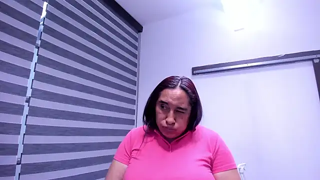 LeilaSmith_ live XXX chat