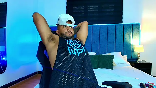 Chat +18 de Bruno_Silva_ ao vivo