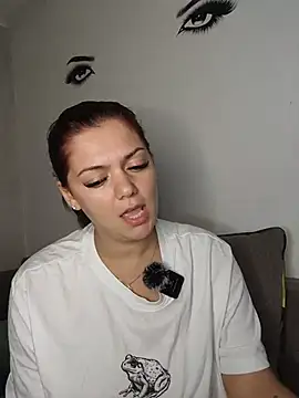 Lady-Nora Live XXX-chat