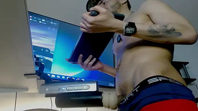 Chatroom XXX en direct de MistBirol69