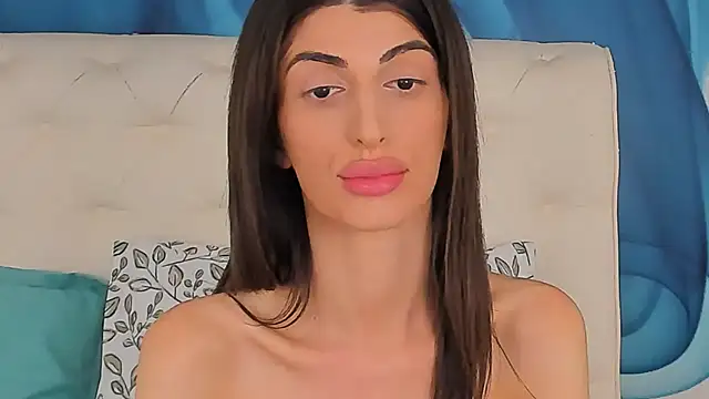 SkinnyDolly Chat XXX in diretta