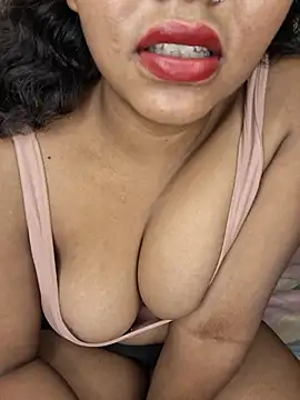 hotty_vani Adlı Modelin Canlı XXX Sohbeti