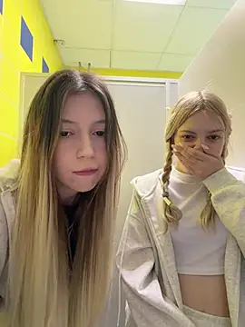 elsawhere's Live XXX Chat