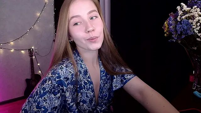 SindiWatsoon's Live XXX Chat
