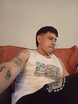 ThestuB Chat XXX in diretta