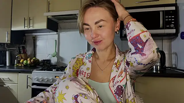 XXX chat uživo modela Marta_Kelly