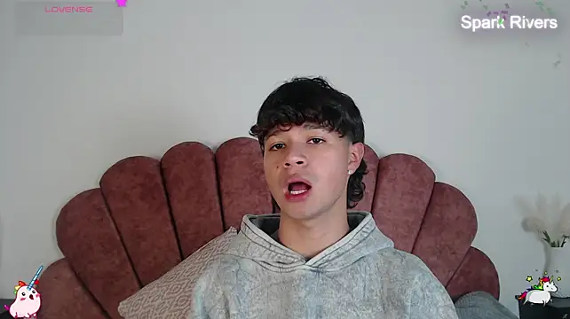 XXX chat uživo modela SparkRivers