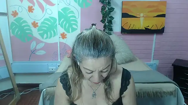 Chat XXX en directo de ZAMANTHA