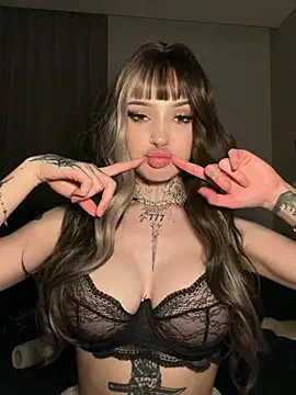 Madelinexx - 🤍last tip wins 7 videos 😳