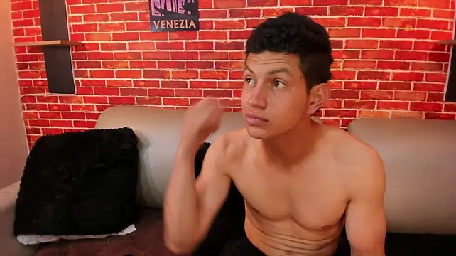 XXX chat uživo modela Tony_Zackk1