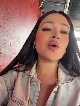 Sara_fun - Big cum in bus public shh risky