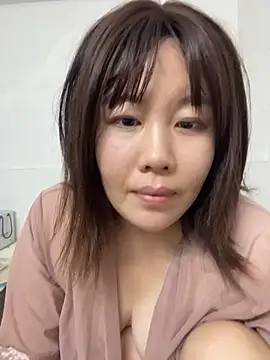 YoYo_2315's Live XXX Chat