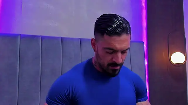 Czat XXX na żywo – dennis__coxx