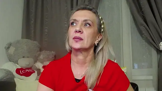 Alessandra92 XXX чат на живо
