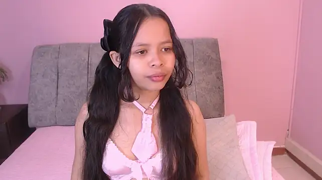 AuroraBellinii's Live XXX Chat