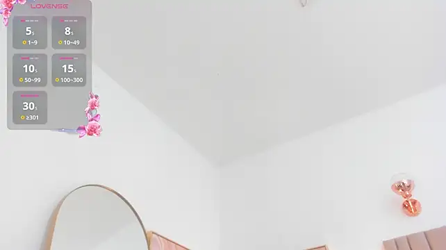 _malih_ - Naked + spanks ass :fire: