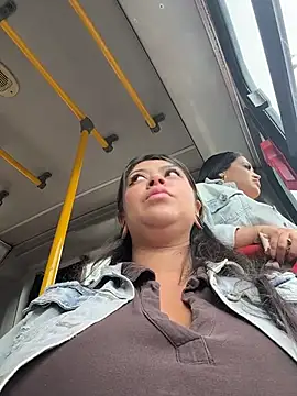 Emilyjohanson - Cum bus public 🚌
