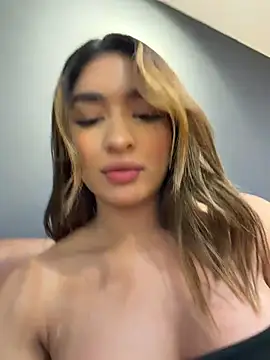 Jenn_fit - VIBRATOR IN MY LATTE PUSSY☕️