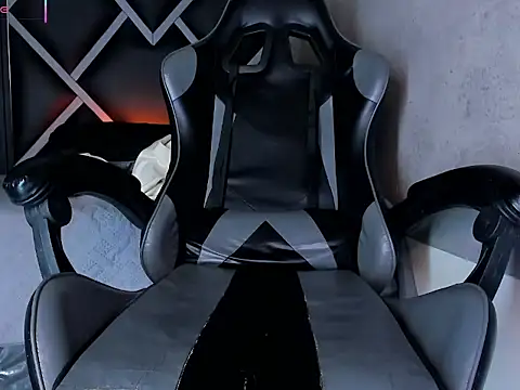 XXX chat uživo modela Noah_Thorner