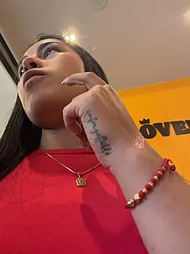 Chat +18 de Mavi_pink ao vivo