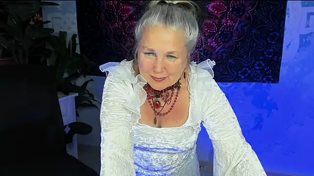 LilaMaharani – Naživo XXX chat